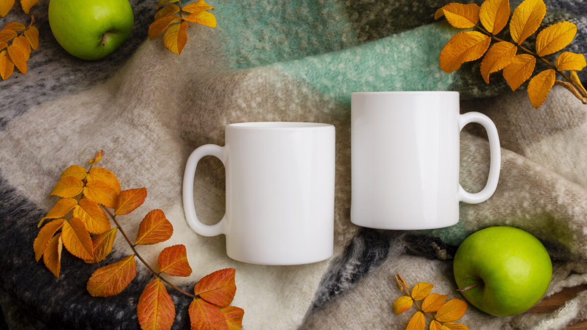 Maqueta de taza blanca limpia.